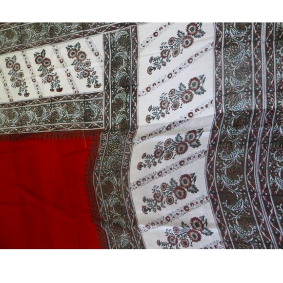 traditional print sari / fabric - Picture 2 of 4